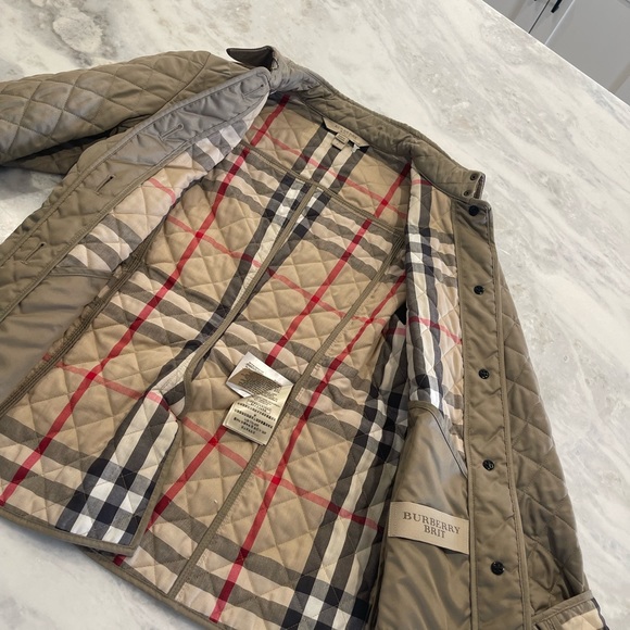 Authentic Burberry Jacket - Picture 2 of 8